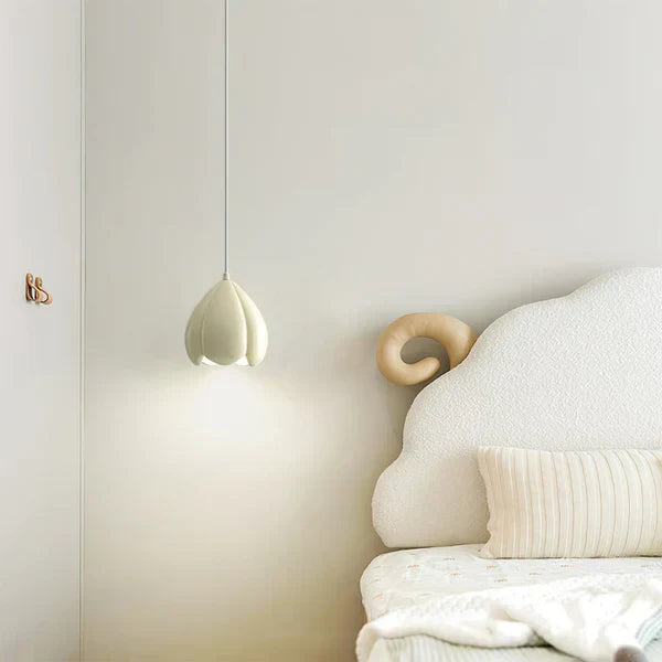 Crèmekleurige Hanglamp in Franse Stijl – Rustiek en Natuur-Inspired Design