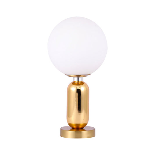 GloBol - Stijlvolle Glazen Bol Lamp met Gouden Metalen Voet