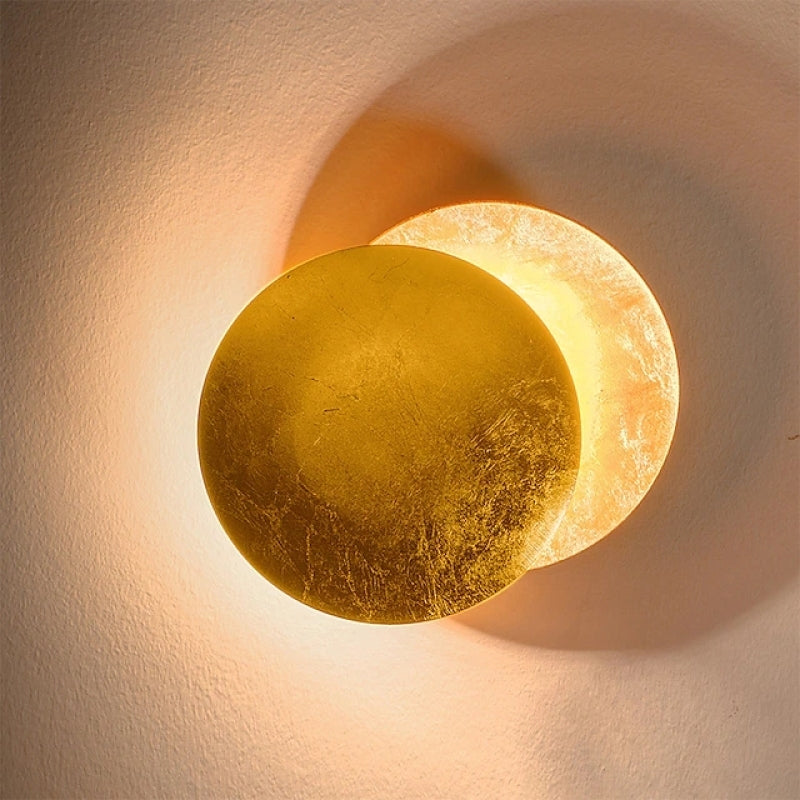 ElifGlimmer – LED Wandlamp met Goud- en Roodbrons Design