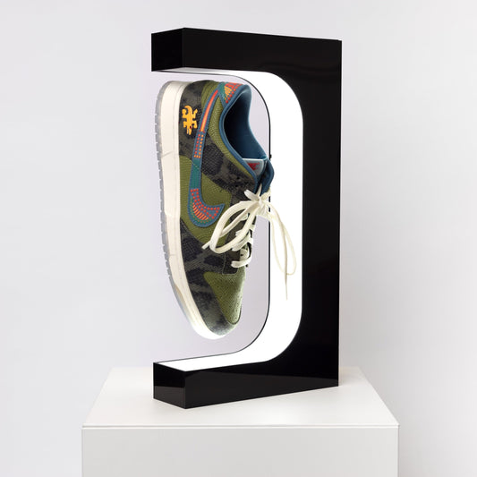 LevitateShoe - LED Lamp met Drijvende Schoendisplay