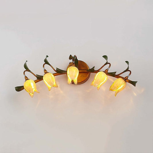 KoperGlans - Elegante Wandlamp met Bloemmotief