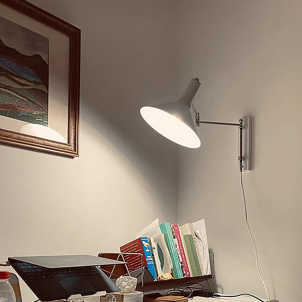 IronTwist - Verstelbare Moderne IJzeren Wandlamp