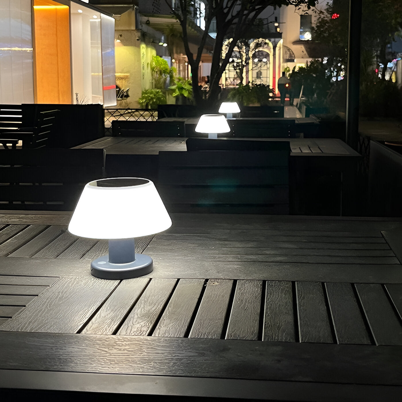 SolarGlim Vloerlamp – Benadrukt de Zonneglans en Elegantie