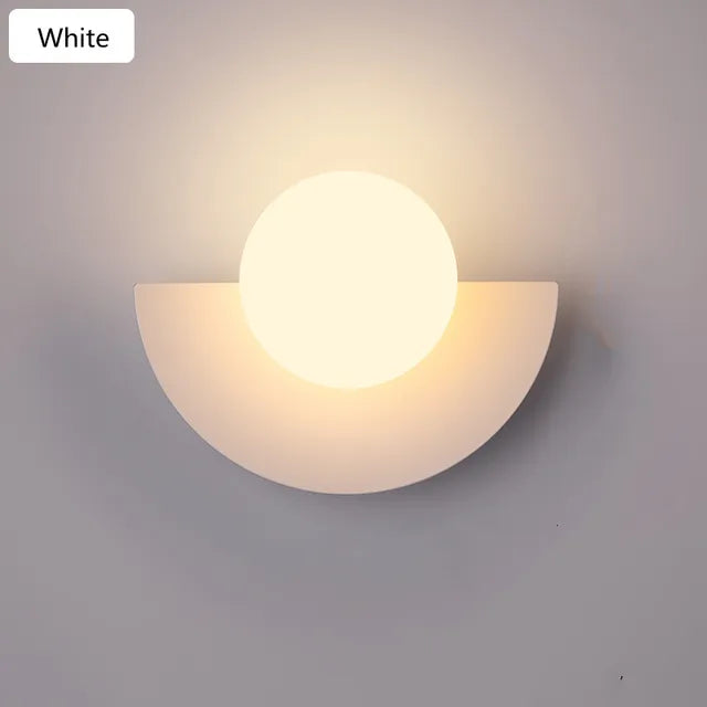 ScandiGlow - LED Wandlamp met Scandinavische Flair