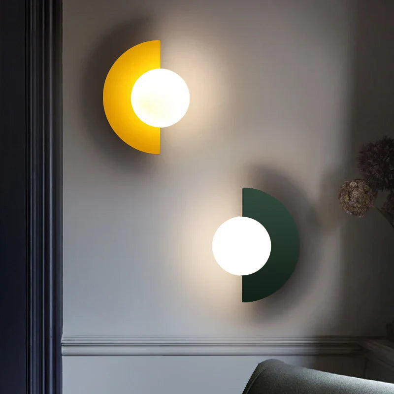 ScandiGlow - LED Wandlamp met Scandinavische Flair