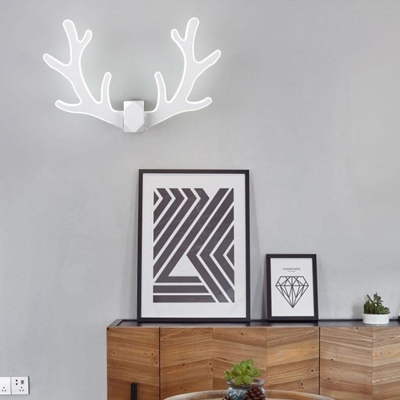 AntlerBeam - Minimalistische Gewei-vormige Wandlamp met 1 LED-arm