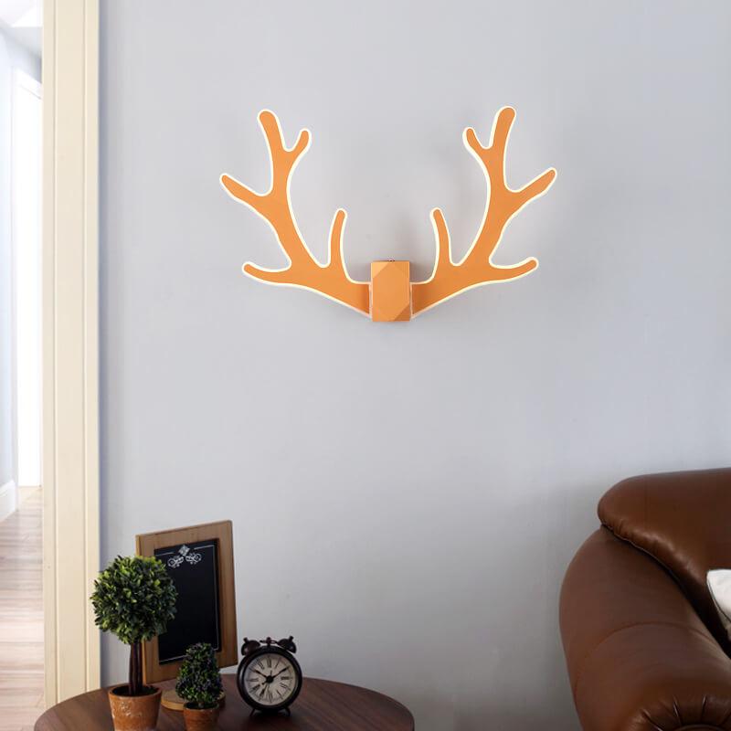 AntlerBeam - Minimalistische Gewei-vormige Wandlamp met 1 LED-arm