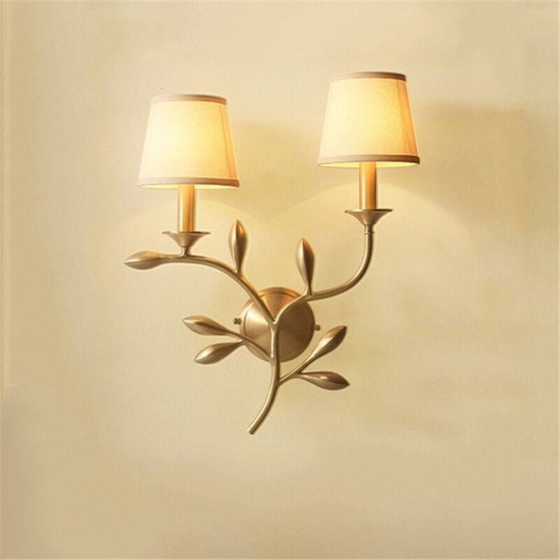 BotaniLight - Moderne Wandlamp met Plantenpatroon en Enkelarm