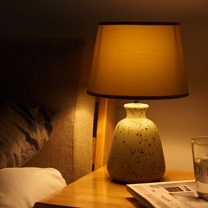 CountryGlow - Rustieke Keramische Leeslamp met 3-Pomp Ontwerp