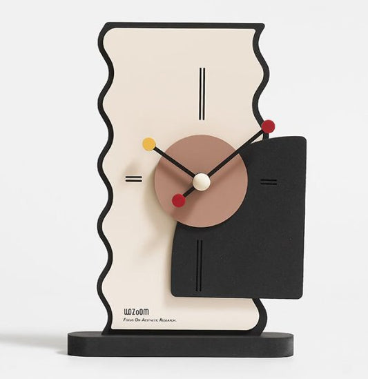 GeoClock - Geometrische Digitale Klok met Moderne Accenten