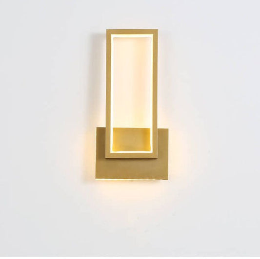 GlimmerGold - Luxe gouden LED wandlamp met minimalistisch design