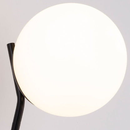 GlowSphere - Moderne wandlamp met glazen bolvormige lampenkap