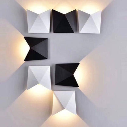 LuminousFold - Minimalistische LED wandlamp