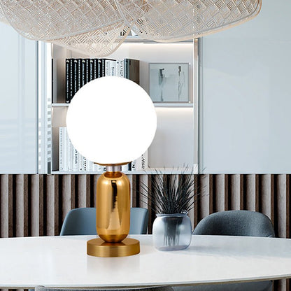 OrnaGlow - Glazen Bolvormige Lamp met Gouden Metalen Voet