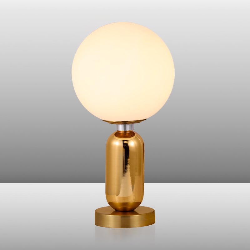 OrnaGlow - Glazen Bolvormige Lamp met Gouden Metalen Voet