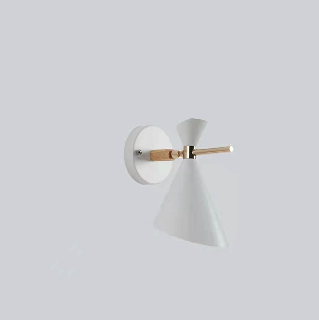 ScandiLuxe - Minimalistische Noordse Wandlamp met Hoornkap