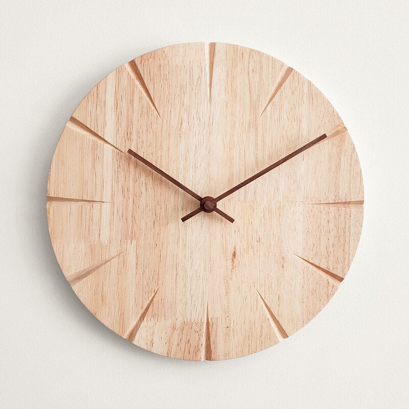 WoodCraft Timepiece - Elegante Houten Snijwerk Klok