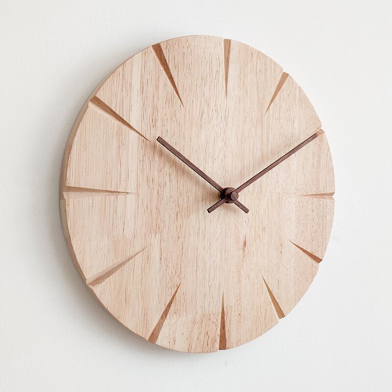 WoodCraft Timepiece - Elegante Houten Snijwerk Klok