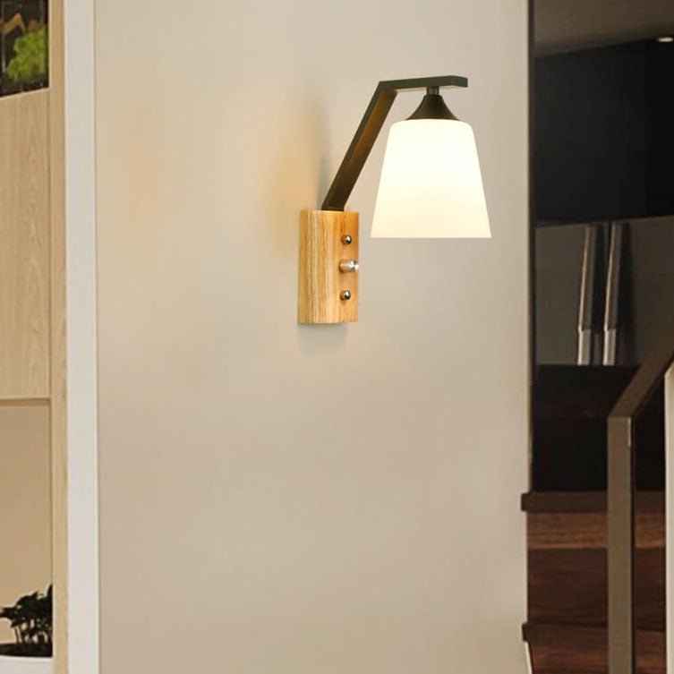 WoodGlow - Eenvoudige Wandlamp met Houten Arm